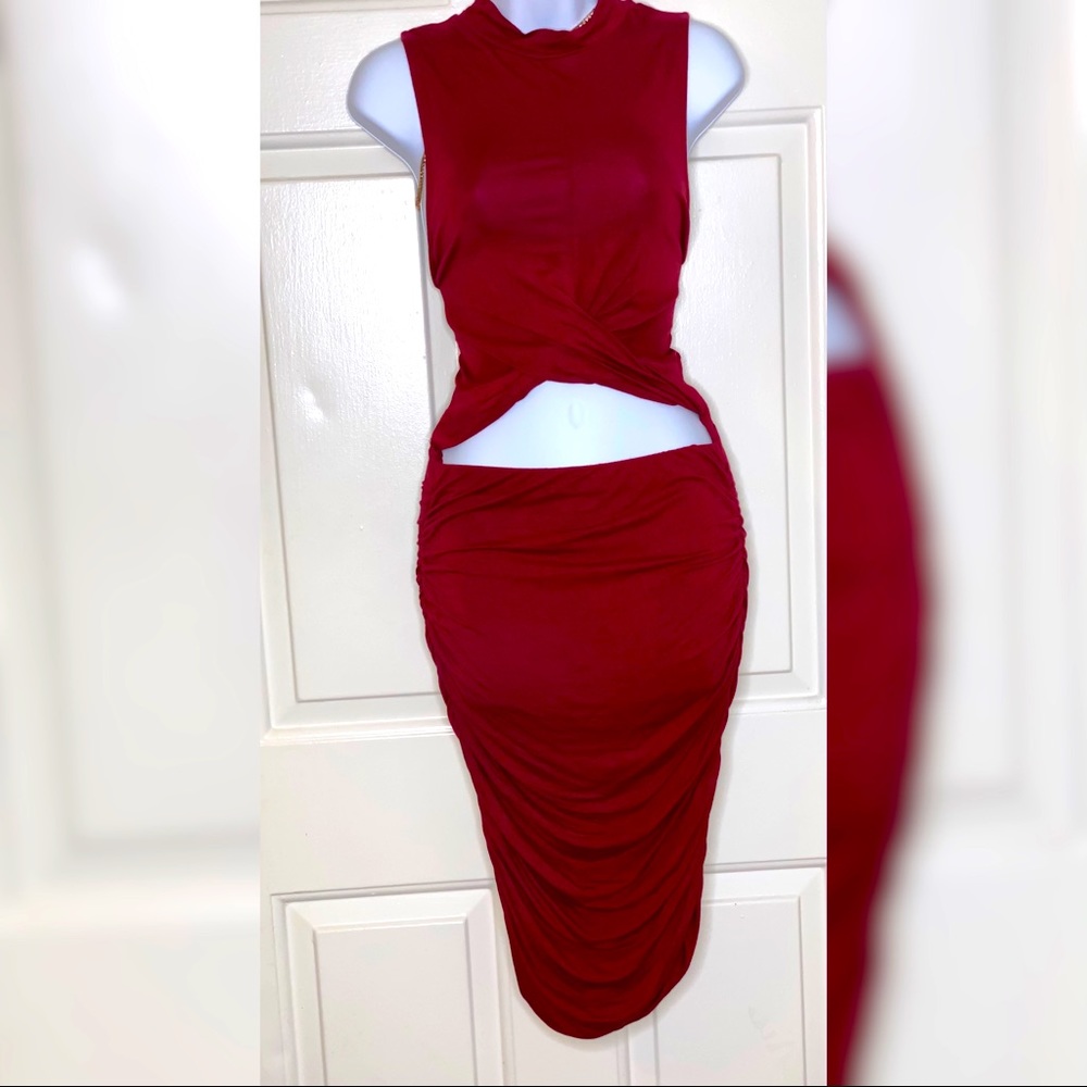 Kacy Ruched Dress - Burgundy